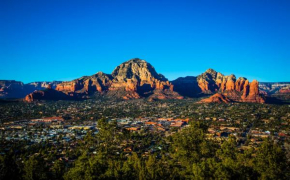 Verde Valley Lawn Cottage 10